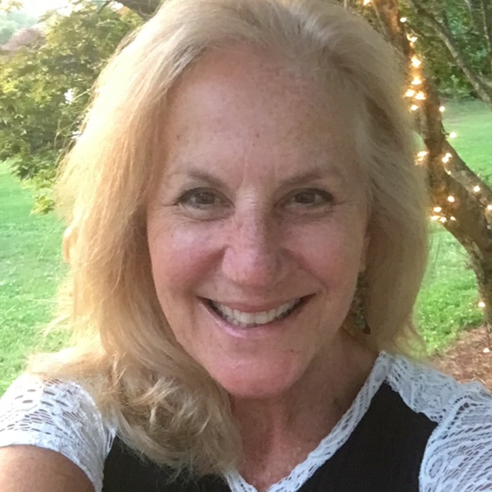 Meet your Posher, Cindy